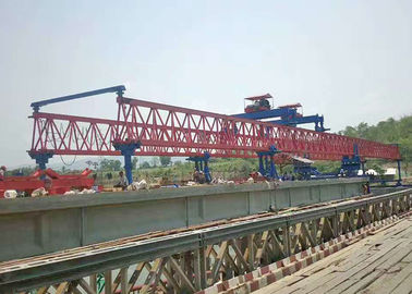 橋げたクレーン300トン0 - 1m/最低--を運ぶ3段階380V 50hz持ち上がる速度